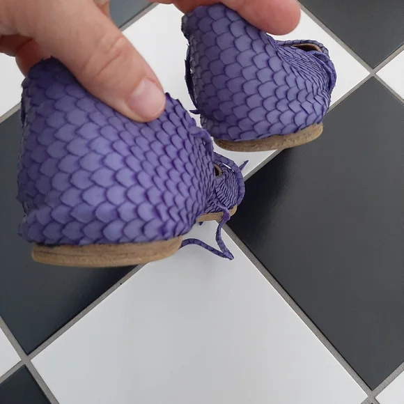 Sandals - Picture 4 of 9